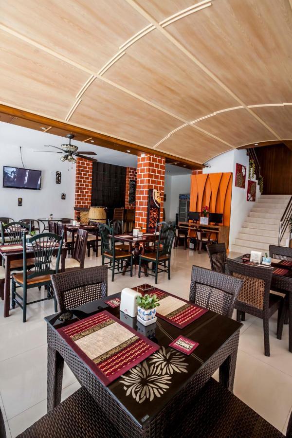 Larn Park Resortel Patong Exterior photo